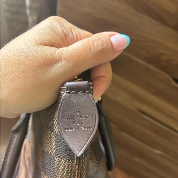 Authentic, Louis Vuitton Brown Checkered Tote with Gold Accents - Picture 7 of 16